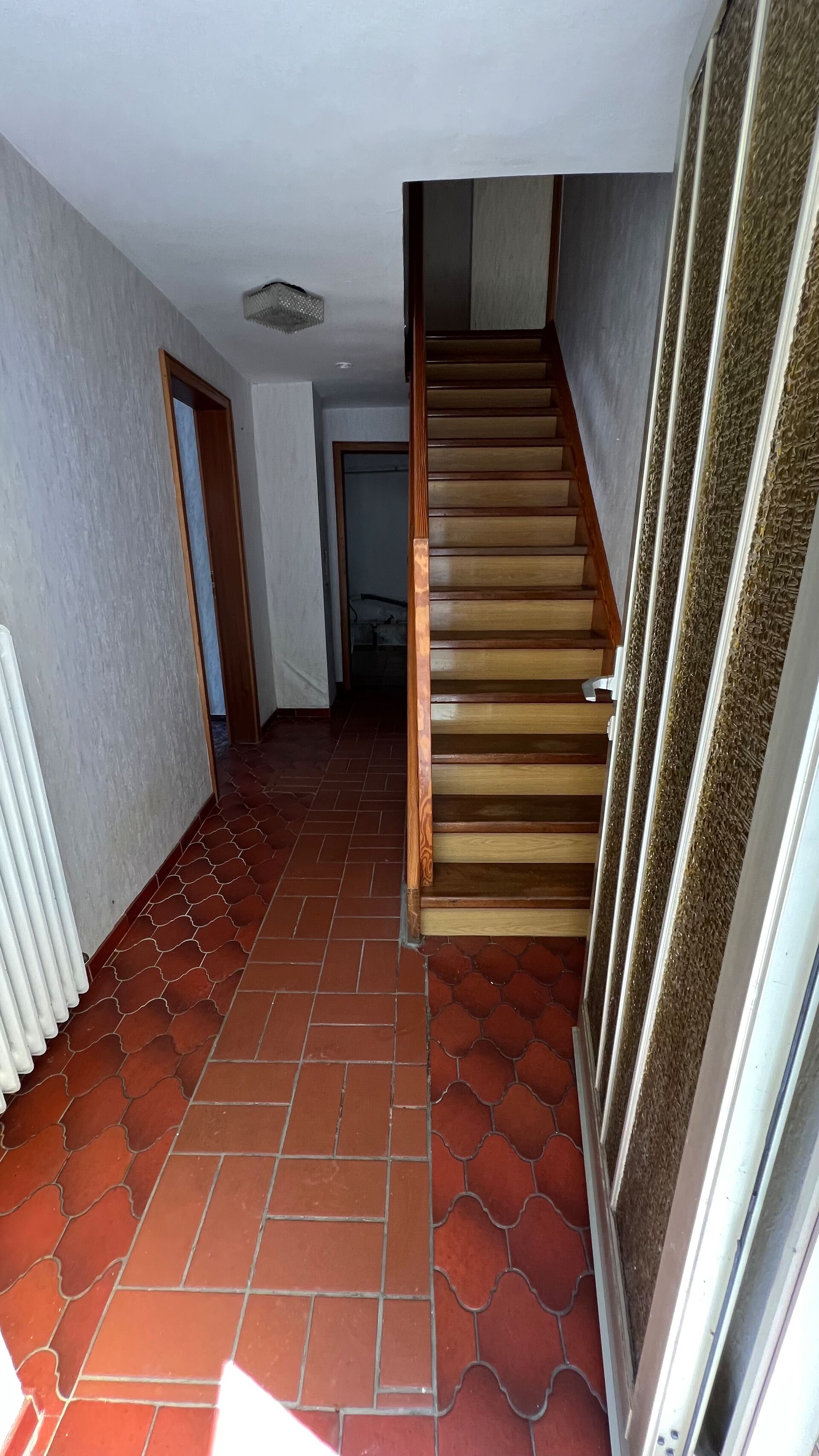 Sanierungsbedürftige 5 Zimmer Haushälfte, Weinheim-Stadt -VERKAUFT- in Weinheim