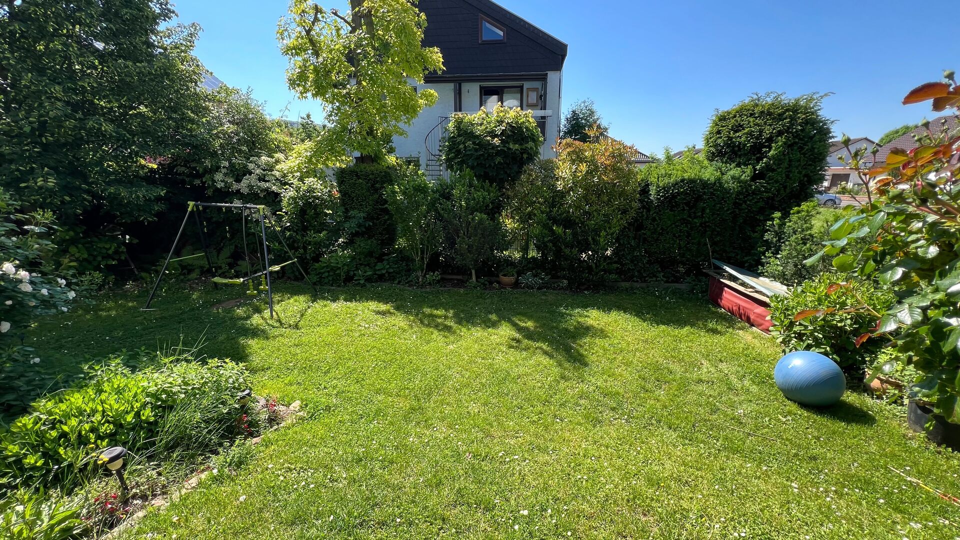 Gepflegtes, voll vermietetes 3 Familienhaus in Laudenbach a. d. Bergstraße in Laudenbach