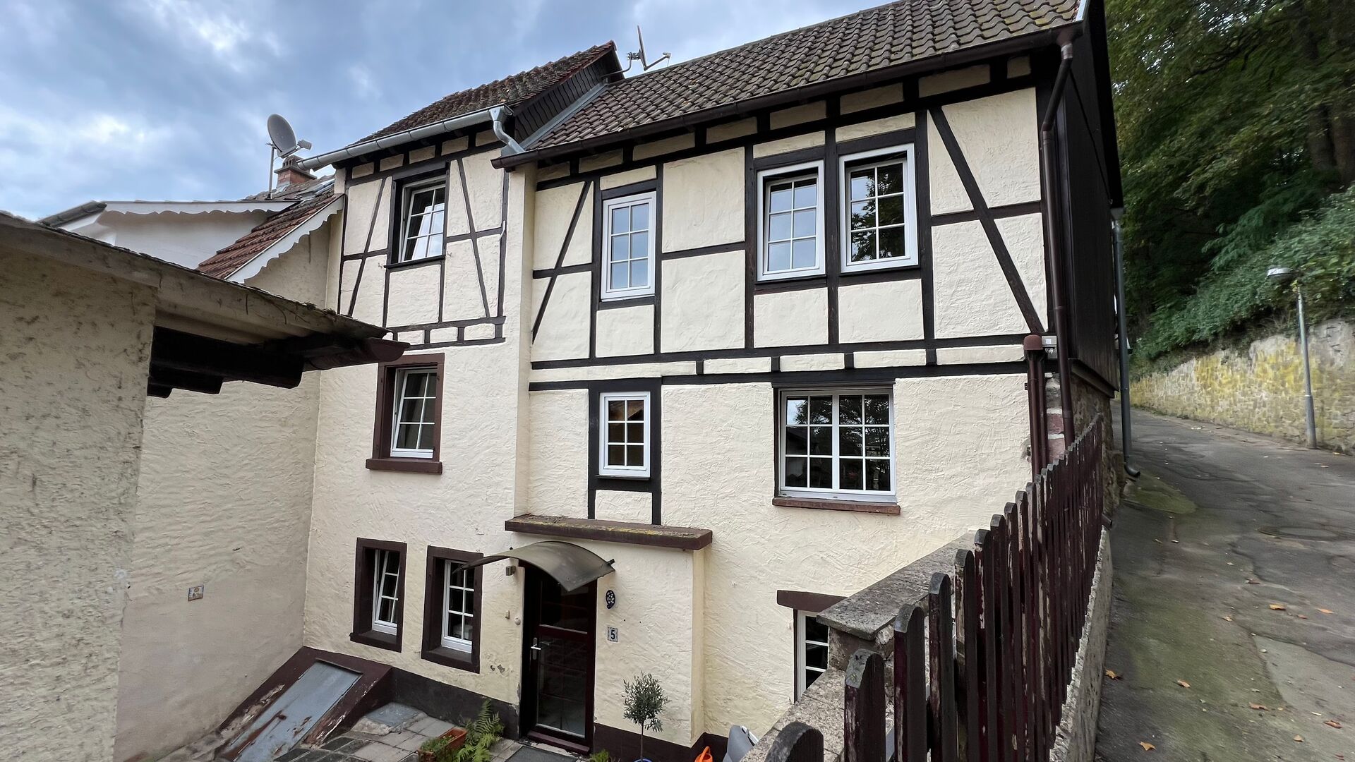 Kühnert Immobilien ➤ Immobilienmakler in Weinheim