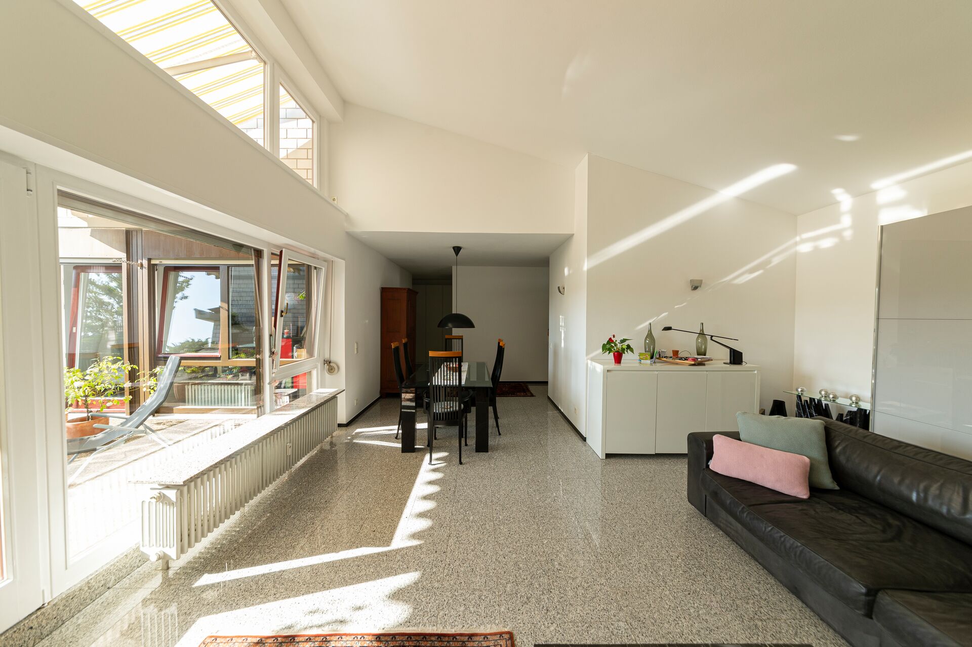 Helle, großzügige und modern gestaltete 3 ZKB - Dachterrassen - Wohnung, Weinheim - Stadt -VERKAUFT- in Weinheim